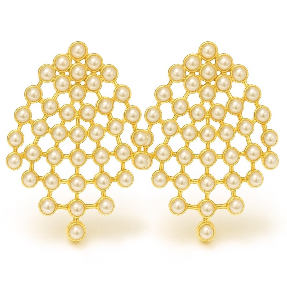 ⚜️ Elegant Gold and Pearl Earrings - Picture 1 of 8